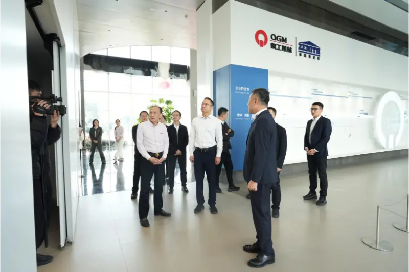 வளர்ச்சியை ஊக்குவிக்க அரசும் நிறுவனங்களும் இணைந்து செயல்படுகின்றன; ஆன்-சைட் ஆராய்ச்சி நிறுவனங்களின் இதயங்களை வெப்பப்படுத்துகிறது.